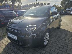 Schwarz Gebraucht 2023 Fiat 500e Kleinwagen | 25.998 € (Etwas zu teuer)