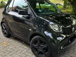 Schwarz Gebraucht 2016 Smart ForTwo Cabrio Cabrio | 12.500 € (Fairer Preis)