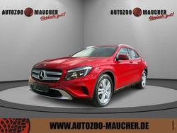 Rot Gebraucht 2016 Mercedes GLA200 SUV | 15.990 € (Fairer Preis)