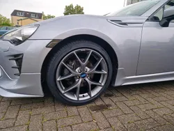 Silber Gebraucht 2017 Toyota GT86 GT Coupé | 29.499 €