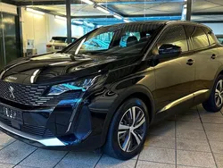Schwarz Gebraucht 2024 Peugeot 3008 Allure SUV | 22.950 € (Superpreis)