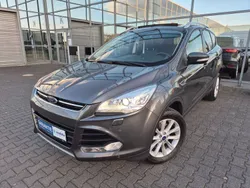Grau Gebraucht 2016 Ford Kuga Titanium SUV | 15.490 € (Fairer Preis)