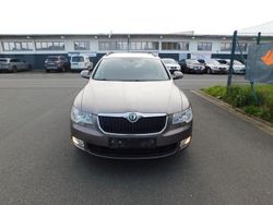 Violett Gebraucht 2010 Skoda Superb Comfort Kombi | 7.450 € (Fairer Preis)