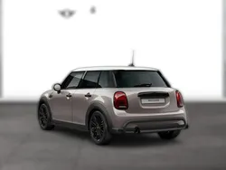 Metallic Gebraucht 2022 Mini Cooper Kleinwagen | 29.270 €