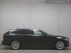 Schwarz Gebraucht 2021 Volvo V90 Momentum Kombi | 21.980 € (Superpreis)