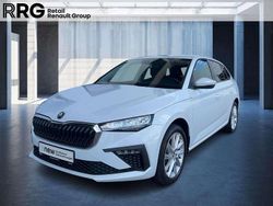 Moonweiss metallic Gebraucht 2024 Skoda Scala Selection Kleinwagen | 21.590 € (Fairer Preis)