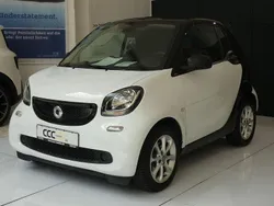 Weiß Gebraucht 2018 Smart ForTwo Cabrio Cabrio | 15.990 € (Fairer Preis)