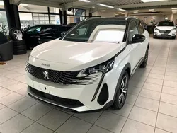 Lack weiss perlglänzend... Gebraucht 2024 Peugeot 3008 GT SUV | 28.970 € (Superpreis)