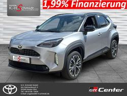 Silver metallic (1l0)/ black ( Neu 2025 Toyota Yaris Cross Plus SUV | 36.750 € (Teuer)
