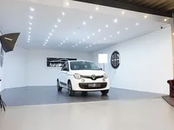 Weiß Gebraucht 2018 Renault Twingo LIMITED Kleinwagen | 9.997 € (Etwas zu teuer)