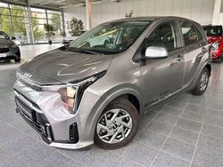 Grau Gebraucht 2024 Kia Picanto Vision Kleinwagen | 16.600 € (Etwas zu teuer)