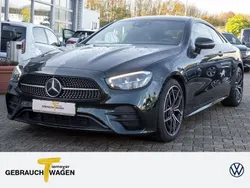 Grün Gebraucht 2022 Mercedes E220 AMG line Coupé | 46.380 € (Fairer Preis)