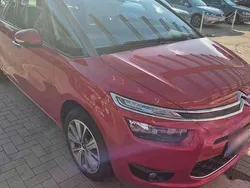 Rot Gebraucht 2015 Citroën C4 Picasso Van / Kleinbus | 7.900 € (Fairer Preis)