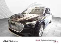 Schwarz (mythosschwarz metallic) Gebraucht 2022 Audi Q4 Sportback e-tron Ambiente SUV | 34.870 € (Fairer Preis)