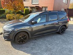 Grau Gebraucht 2022 Dacia Jogger Extreme Van / Kleinbus | 15.990 € (Guter Preis)