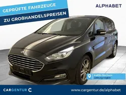 Obsidianschwarz Gebraucht 2021 Ford S-MAX Trend Van / Kleinbus | 14.197 € (Superpreis)