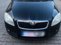 Schwarz Gebraucht 2008 Skoda Fabia Kleinwagen | 1.600 €