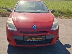 Rot Gebraucht 2009 Renault Clio II Expression Kleinwagen | 2.380 € (Guter Preis)