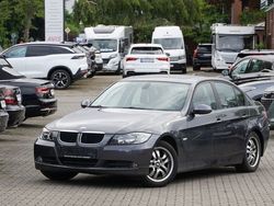 Grau Gebraucht 2007 BMW 320 Limousine | 4.490 € (Guter Preis)