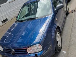 Blau Gebraucht 1998 VW Golf IV Kombi | 1.750 € (Fairer Preis)