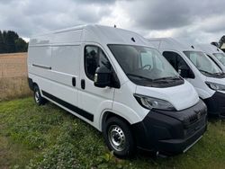 Weiß Neu 2024 Peugeot Boxer Van | 37.400 € (Teuer)