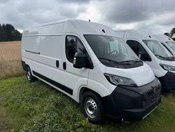 Weiß Neu 2024 Peugeot Boxer Van | 37.400 € (Teuer)