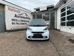Weiß Gebraucht 2013 Smart ForTwo Coupé Brabus Coupé | 8.950 €