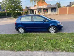 Blau Gebraucht 2007 VW Golf V Limousine | 2.750 € (Guter Preis)
