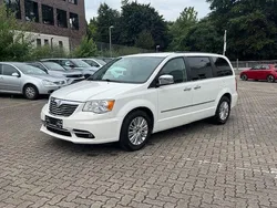 Bianco pastello Gebraucht 2012 Lancia Voyager Gold Van / Kleinbus | 12.990 € (Etwas zu teuer)