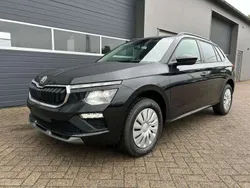 Blackmagic perleffekt Neu 2025 Skoda Kamiq Selection SUV | 25.090 € (Guter Preis)