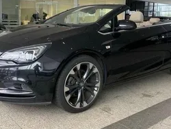 Schwarz Gebraucht 2016 Opel Cascada Innovation Cabrio | 9.700 € (Fairer Preis)