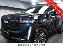 Schwarz Gebraucht 2023 Cadillac Escalade SUV | 81.616 € (Fairer Preis)