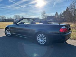 Schwarz Gebraucht 2003 BMW 318 Cabriolet Sport Line Cabrio | 5.990 € (Fairer Preis)