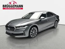 Grau Gebraucht 2024 Skoda Superb LAURIN & KLEMENT Limousine | 43.890 € (Guter Preis)