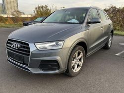 Grau Gebraucht 2015 Audi Q3 Sport SUV | 17.450 € (Fairer Preis)