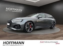Grau Gebraucht 2025 Audi RS4 Comfort Kombi | 88.990 €