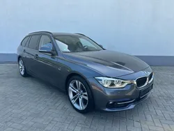 Grau Gebraucht 2016 BMW 330 Sport Line Kombi | 13.200 € (Superpreis)