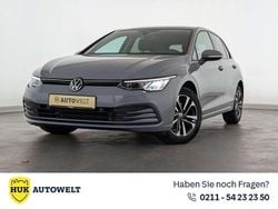 Mondsteingrau Gebraucht 2021 VW Golf VIII United Limousine | 18.260 € (Fairer Preis)