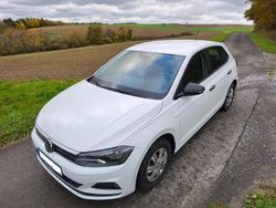 Weiß Gebraucht 2018 VW Polo Trendline Kleinwagen | 10.600 € (Fairer Preis)
