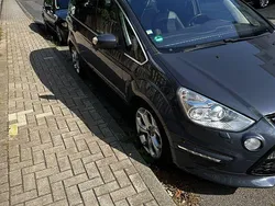Grau Gebraucht 2013 Ford S-MAX Titanium S Van / Kleinbus | 8.500 € (Guter Preis)