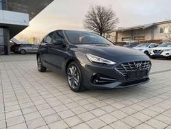Dark knight mineraleffekt Gebraucht 2020 Hyundai i30 Prime Limousine | 16.446 € (Guter Preis)