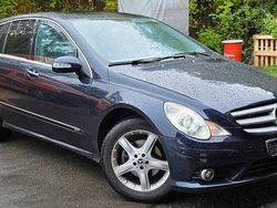 Blau Gebraucht 2008 Mercedes R320 Van / Kleinbus | 4.900 € (Guter Preis)