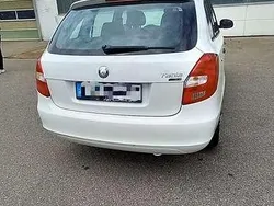 Weiß Gebraucht 2009 Skoda Fabia Kombi | 1.900 € (Fairer Preis)