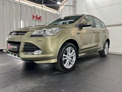 Grün Gebraucht 2015 Ford Kuga Individual SUV | 14.699 € (Guter Preis)