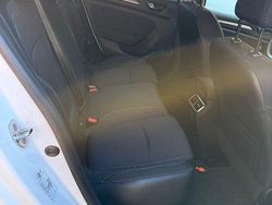 Weiß Gebraucht 2022 Renault Mégane IV Techno Limousine | 17.740 € (Fairer Preis)