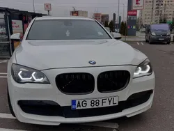 Weiß Gebraucht 2011 BMW 730 Limousine | 16.500 €