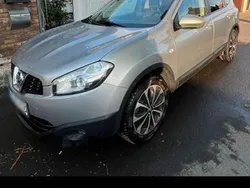 Grau Gebraucht 2011 Nissan Qashqai +2 SUV | 7.850 €