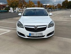 Weiß Gebraucht 2015 Opel Insignia Kombi | 5.800 €