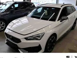 Weiß Gebraucht 2023 Cupra Leon Kombi | 30.290 € (Fairer Preis)