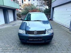 Grau Gebraucht 2001 VW Polo Edition Limousine | 1.900 € (Fairer Preis)